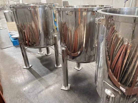 50L personnalisé à 100, 000L Vertical /Horizontal Réservoir en acier inoxydable 304 pour l'alimentation/Produits laitiers/Boissons de jus de fruits/réservoir de stockage de liquide chimique/biologique